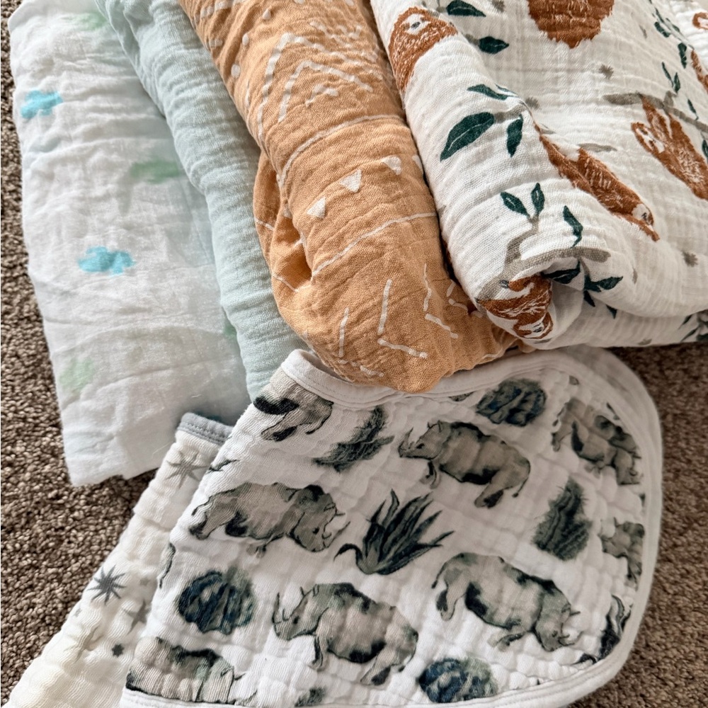 aden + anais Mixed Pattern Muslin Swaddle Set in Cream, Tan, Green, Blue